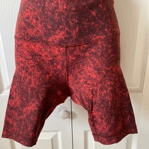 Lululemon Wonder Under Bike Shorts